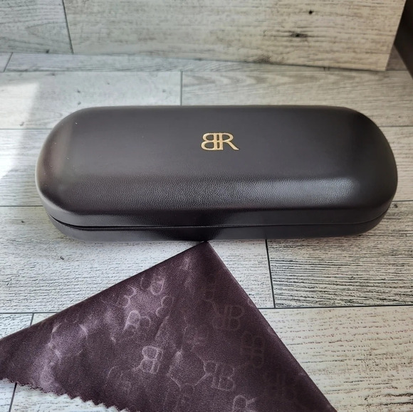 Banana Republic Eyeglass Case - Picture 2 of 4